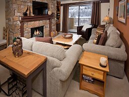 Spacious 1br - Across From Gondola + Beaver Creek View 1 Bedroom Condo