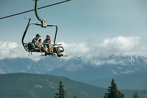 Spacious 1br - Across From Gondola + Beaver Creek View 1 Bedroom Condo