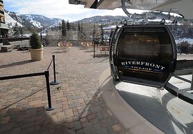 Spacious 1br - Across From Gondola + Beaver Creek View 1 Bedroom Condo
