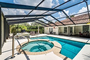 Stunning Executive Ruyper 4 Bedroom Home by RedAwning