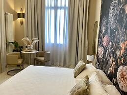 INTOMILAN  Galleria Duomo - Boutique & Design Aparthotel