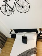 INTOMILAN  Galleria Duomo - Boutique & Design Aparthotel