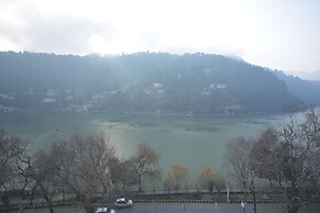 Hotel Happy Home The Lake Paradise