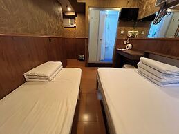 Just Inn on Nathan Road