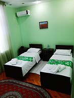 Green House Hotel - Hostel