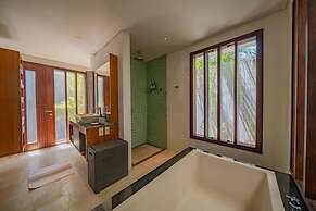 Kedonganan Beach Villas