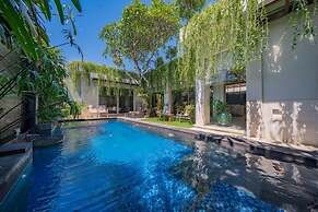 Kedonganan Beach Villas