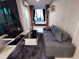 Manhattan Suite ITCC Penampang