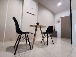 Manhattan Suite ITCC Penampang