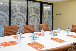 Cysuites Apartment Hotel