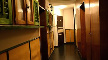 Montenegro Backpackers Home Kotor