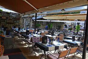 Montenegro Backpackers Home Kotor