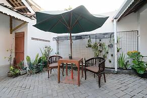 OYO 1592 Gading 4u Homestay