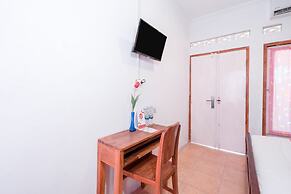 OYO 1592 Gading 4u Homestay