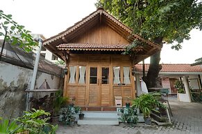 OYO 1592 Gading 4u Homestay