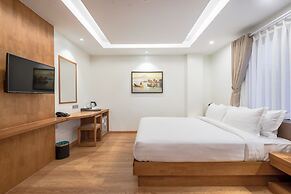 The Gandamar Hotel