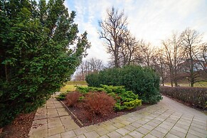 Blue Happy Apartment