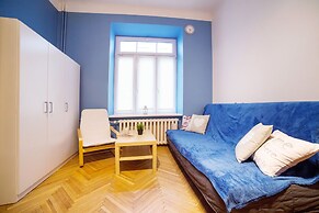 Blue Happy Apartment