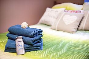 Blue Happy Apartment