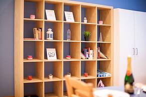 Blue Happy Apartment