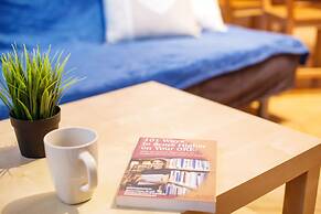 Blue Happy Apartment