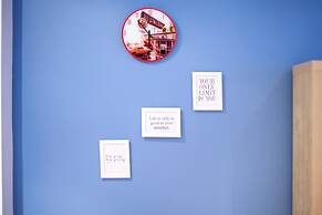 Blue Happy Apartment