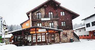 Hotel Pavlovic