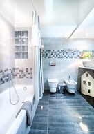 Hidden Gem 2 Bedroom near City Center