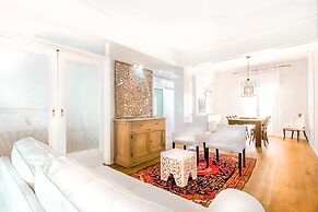 Hidden Gem 2 Bedroom near City Center