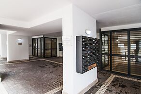Fonte Laurentina Apartments