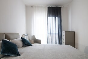 Fonte Laurentina Apartments