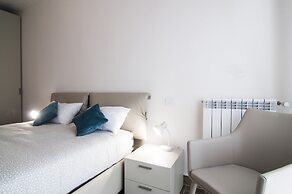 Fonte Laurentina Apartments