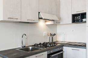 Fonte Laurentina Apartments