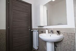 Fonte Laurentina Apartments