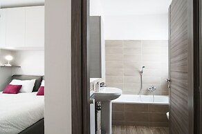 Fonte Laurentina Apartments