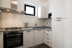 Fonte Laurentina Apartments