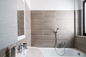Fonte Laurentina Apartments