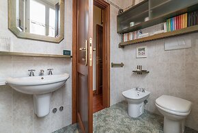 Domus Aurea & Colosseo Sweet Flat 