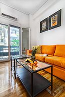 Modern and Stylish Renovated Flat, next to Metro