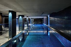 Midnight Hotel, Autograph Collection