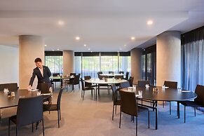 Midnight Hotel, Autograph Collection