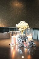 Midnight Hotel, Autograph Collection