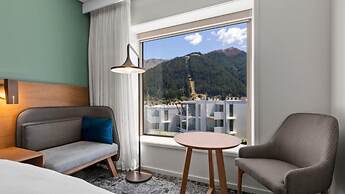 Holiday Inn Express And Suites Queenstown by IHG