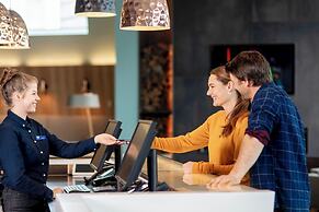 Holiday Inn Express And Suites Queenstown by IHG