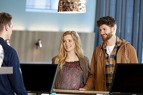 Holiday Inn Express And Suites Queenstown by IHG