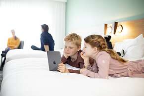 Holiday Inn Express And Suites Queenstown by IHG