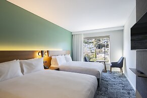 Holiday Inn Express And Suites Queenstown by IHG