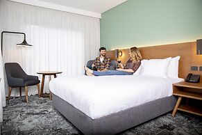 Holiday Inn Express And Suites Queenstown by IHG