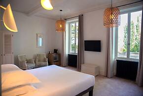 Manoir le Roure
