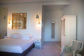 Manoir le Roure